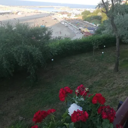 Casa de hóspedes Emyra's 4*